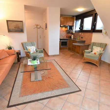 Yachthafenhoeh Whg4 Διαμέρισμα Grömitz